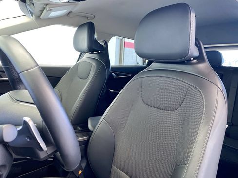 Certified 2024 Kia EV6 Light RWD image 19