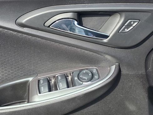 Used 2024 Chevrolet Malibu LT FWD image 15