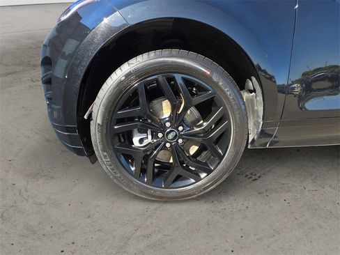 Used 2022 Land Rover Range Rover Evoque R-Dynamic SE image 14