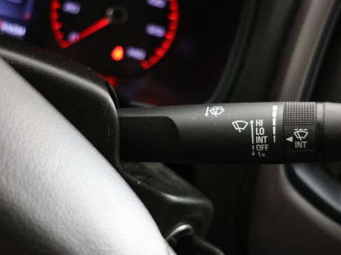 Used 2016 GMC Canyon SLE image 24