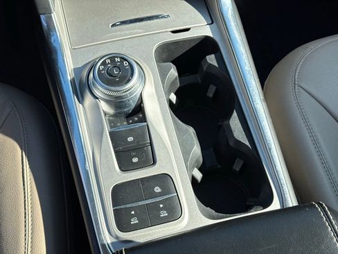 Used 2023 Ford Explorer Limited w/ Equipment Group 301A image 19