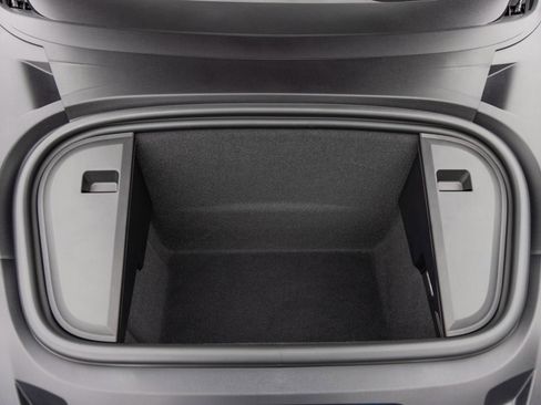 New 2025 Porsche Taycan 4S image 55