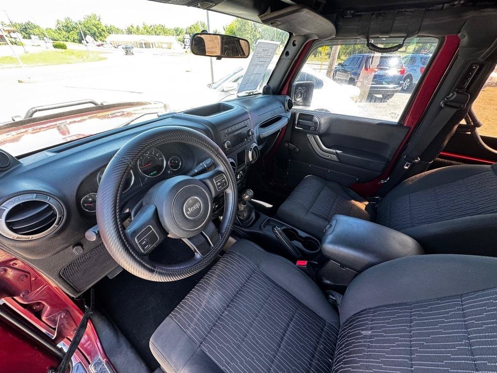 Used 2012 Jeep Wrangler Sport AWD/4WD image 4