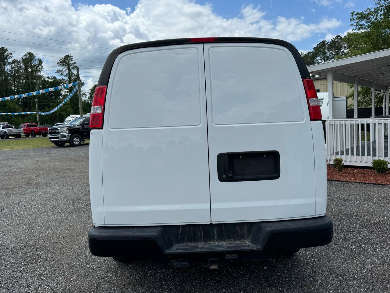Used 2021 Chevrolet Express 2500 RWD image 6