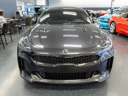 Used 2020 Kia Stinger GT image 2