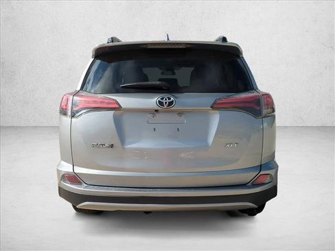 Certified 2017 Toyota RAV4 XLE FWD image 6