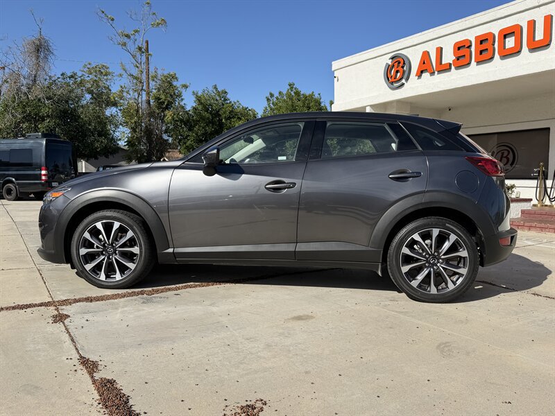 Used 2019 MAZDA CX-3 Touring FWD image 2