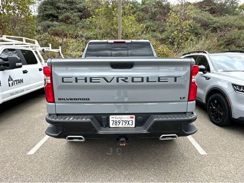 Used 2024 Chevrolet Silverado 1500 LT Trail Boss w/ LT Trail Boss Premium Package AWD/4WD image 5