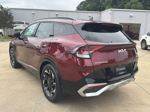 Used 2024 Kia Sportage SX FWD image 5