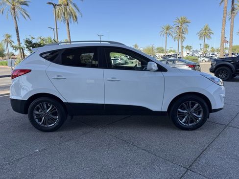Used 2015 Hyundai Tucson SE image 4