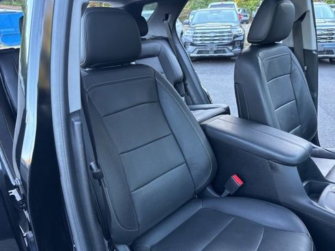 Used 2020 Chevrolet Equinox Premier image 23