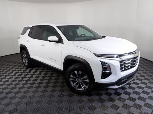 New 2025 Chevrolet Equinox LT w/ Safety and Technology Package image 1