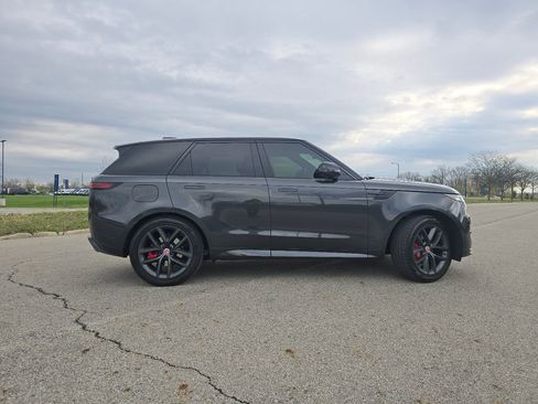Used 2024 Land Rover Range Rover Sport Dynamic SE image 18