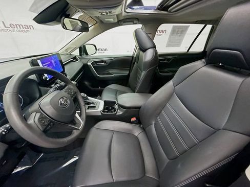 Used 2024 Toyota RAV4 XLE Premium image 20