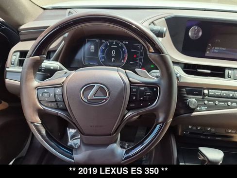 Used 2019 Lexus ES 350 w/ Premium Package FWD image 21