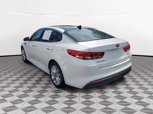 Used 2018 Kia Optima EX w/ Technology Package FWD image 4