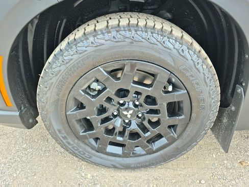 New 2026 Mitsubishi Outlander Trail Edition AWD/4WD image 9