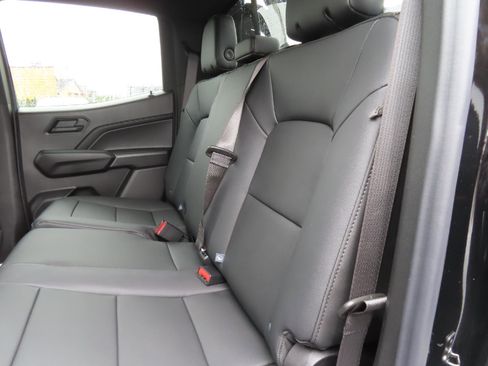 New 2025 Chevrolet Colorado Trail Boss w/ Midnight Edition image 32