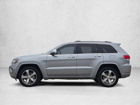 Used 2014 Jeep Grand Cherokee Overland w/ Advanced Technology Group AWD/4WD image 8