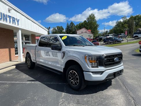 Used 2022 Ford F150 XLT w/ Equipment Group 302A High AWD/4WD image 3