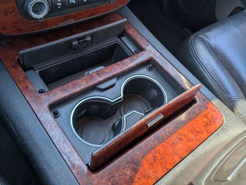 Used 2012 Chevrolet Avalanche LTZ image 24