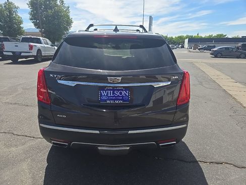 Used 2018 Cadillac XT5 Platinum w/ Driver Assist Package AWD/4WD image 6