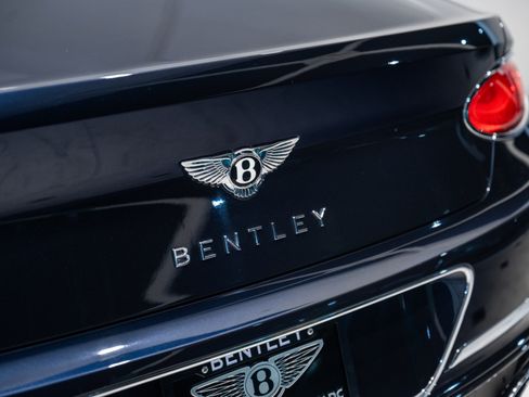 Used 2021 Bentley Continental GT AWD/4WD image 15