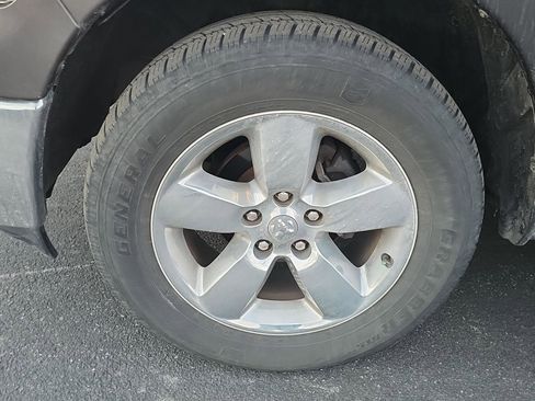 Used 2017 RAM 1500 Big Horn image 4