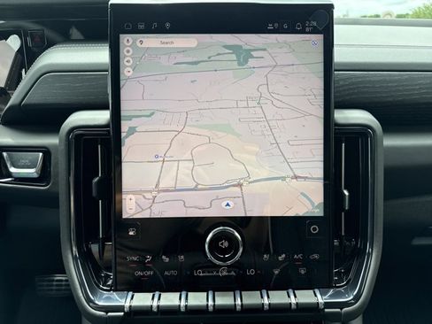 New 2026 GMC Yukon XL AT4 Ultimate w/ LPO, Floor Liner Package AWD/4WD image 11