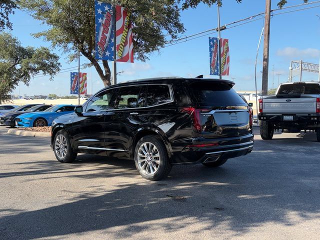 Used 2022 Cadillac XT6 Premium Luxury w/ Technology Package FWD image 5