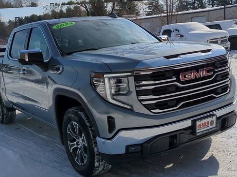 Used 2025 GMC Sierra 1500 SLT image 6