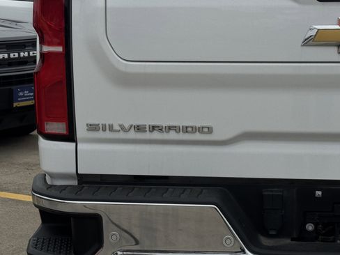 Used 2024 Chevrolet Silverado 2500 LTZ w/ LTZ Plus Package image 11