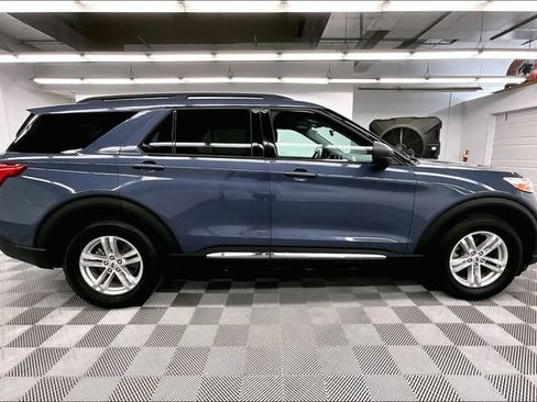 Used 2021 Ford Explorer XLT w/ Class III Trailer Tow Package AWD/4WD image 15