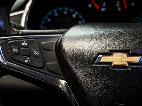 Used 2020 Chevrolet Malibu LT image 16