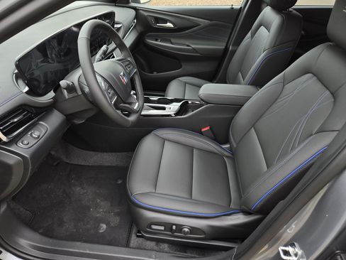 New 2026 Buick Envista Sport Touring FWD image 14