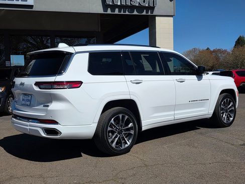 Used 2021 Jeep Grand Cherokee L Overland w/ Advanced Protech Group III image 36