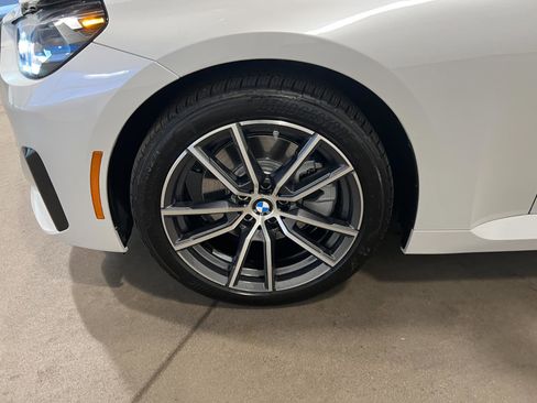 Used 2025 BMW 230i xDrive Coupe w/ Convenience Package image 39