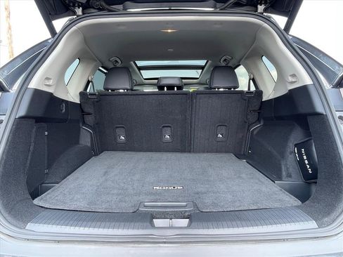 Used 2022 Nissan Rogue SV w/ SV Premium Package FWD image 27
