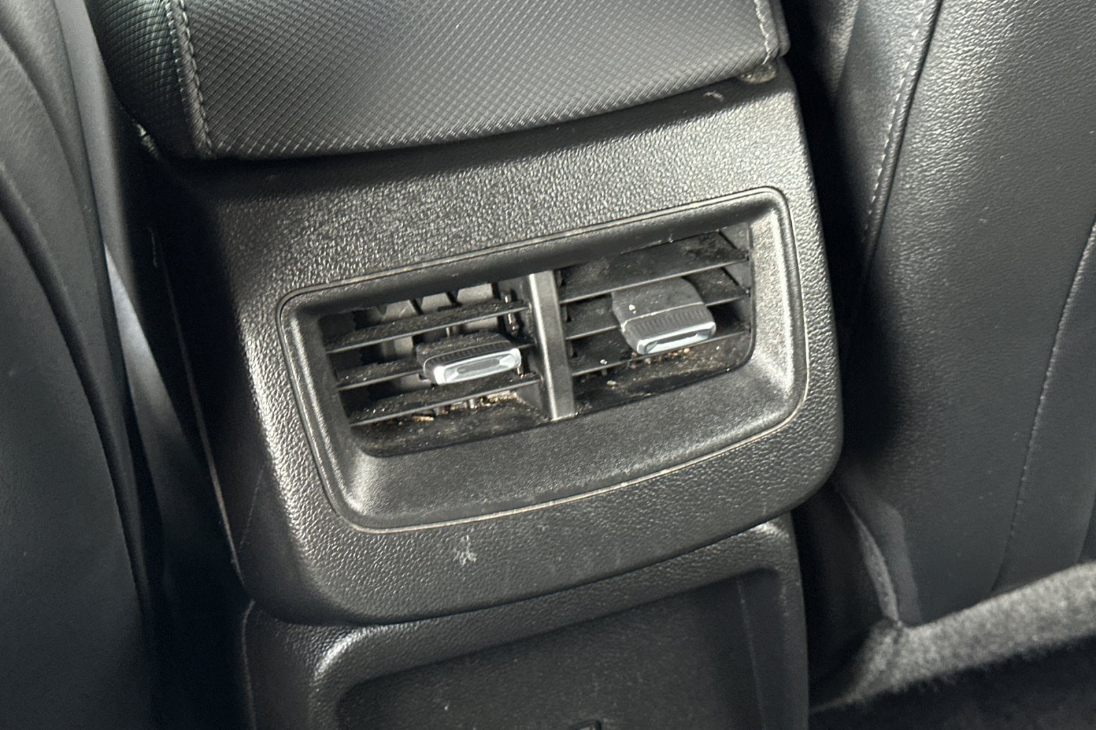 Used 2024 Chevrolet Equinox EV RS FWD image 15