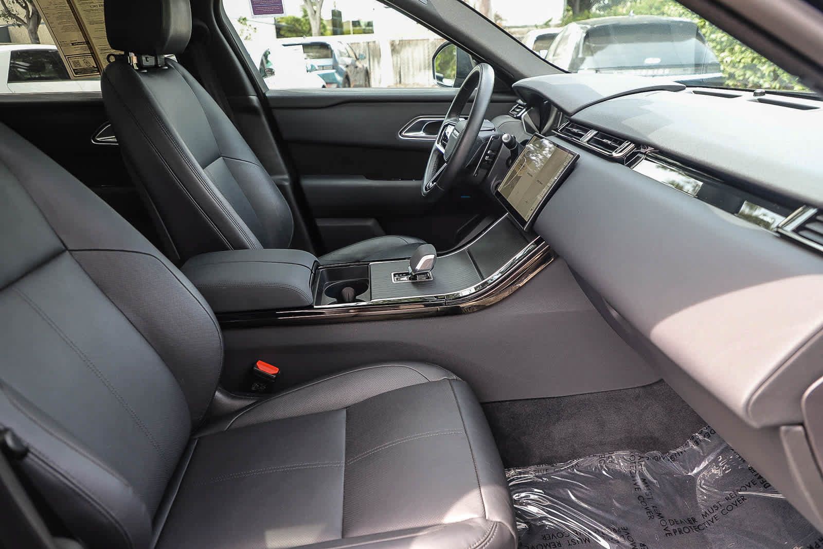 Used 2024 Land Rover Range Rover Velar Dynamic SE AWD/4WD image 13