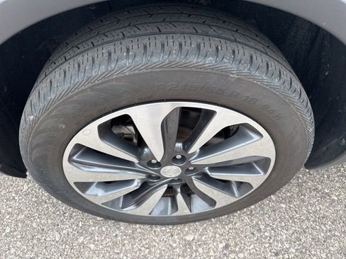 Used 2022 Buick Encore Preferred w/ Safety Package AWD/4WD image 15