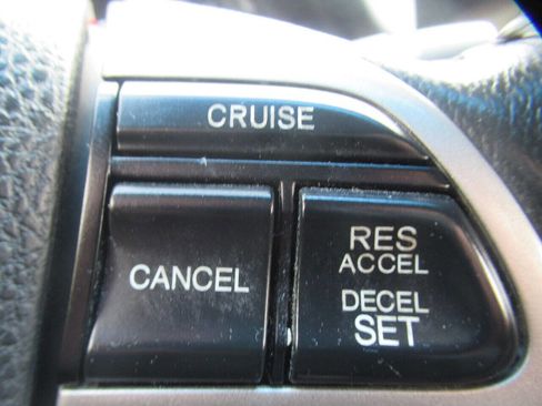 Used 2012 Honda Crosstour EX-L image 18