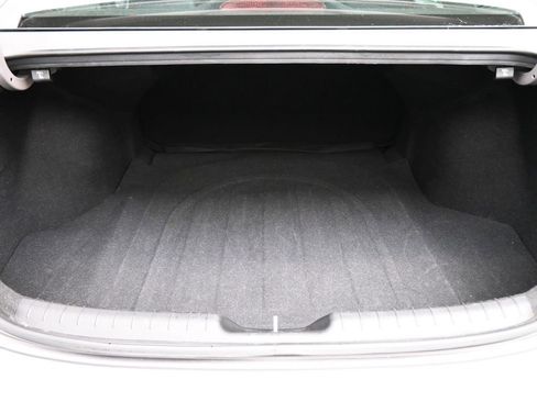 Used 2023 Hyundai Elantra Blue FWD image 16