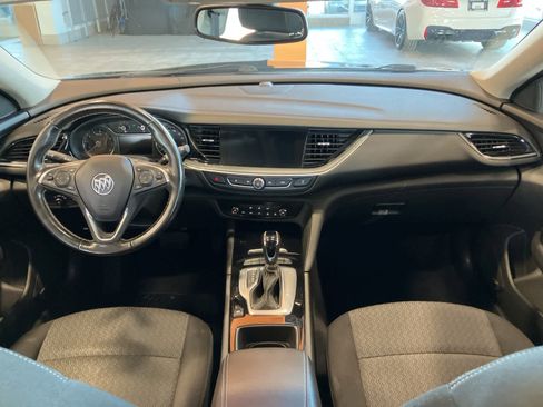 Used 2018 Buick Regal Preferred w/ Sights and Sounds Package image 24