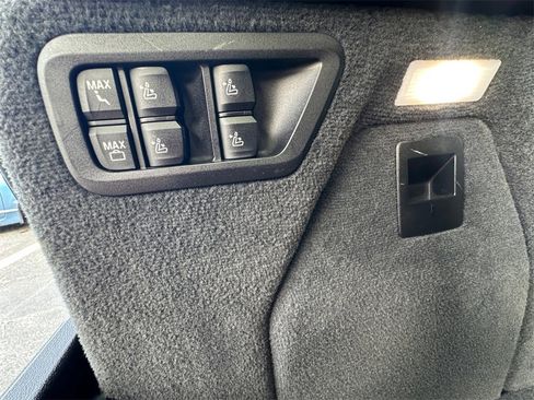 Used 2019 BMW X7 xDrive50i w/ Premium Package image 31