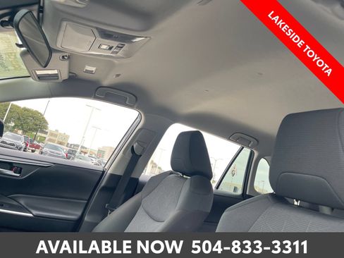 Certified 2025 Toyota RAV4 XLE FWD image 31