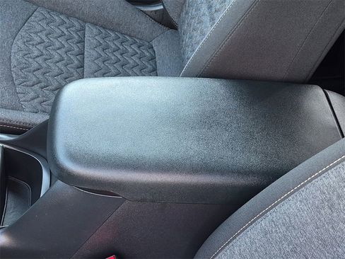 Used 2024 Chevrolet Equinox LT image 20