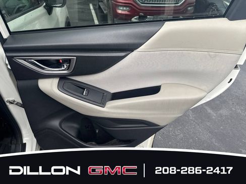 Used 2019 Subaru Forester Premium AWD/4WD image 16