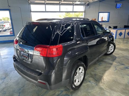 Used 2015 GMC Terrain SLE w/ Convenience Package image 2