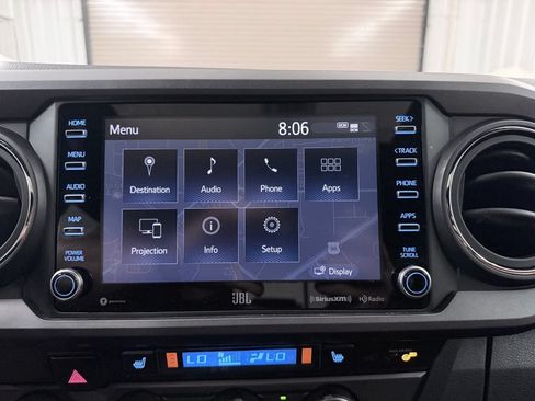Used 2022 Toyota Tacoma TRD Sport w/ TRD Premium Sport Package AWD/4WD image 17